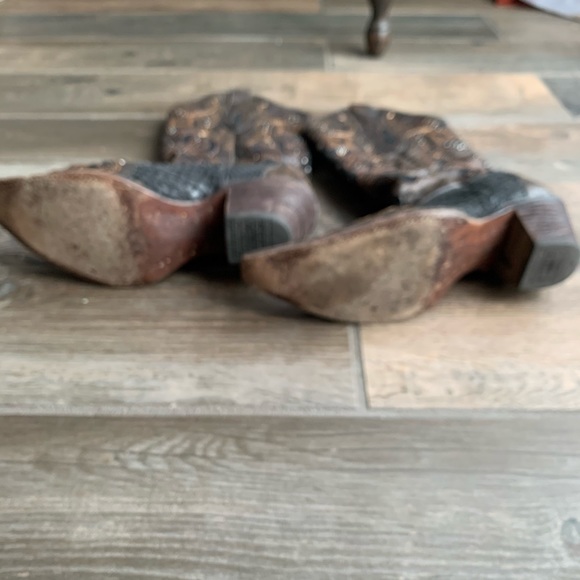 Corral Swarovski Gem and Metallic Studded Boot - Picture 8 of 8